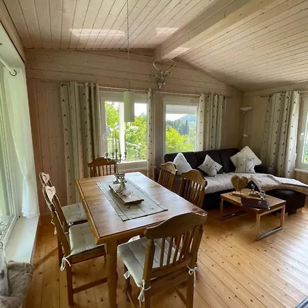 Vakantiehuis Bergchalet Loewenzahn *